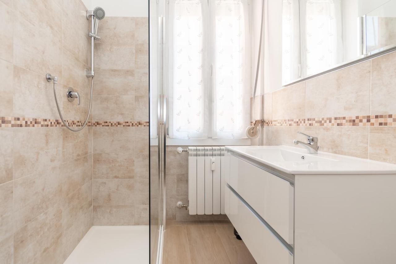 Appartamento Ospedale Civile 4 - F&L Apartment Бреша Екстериор снимка